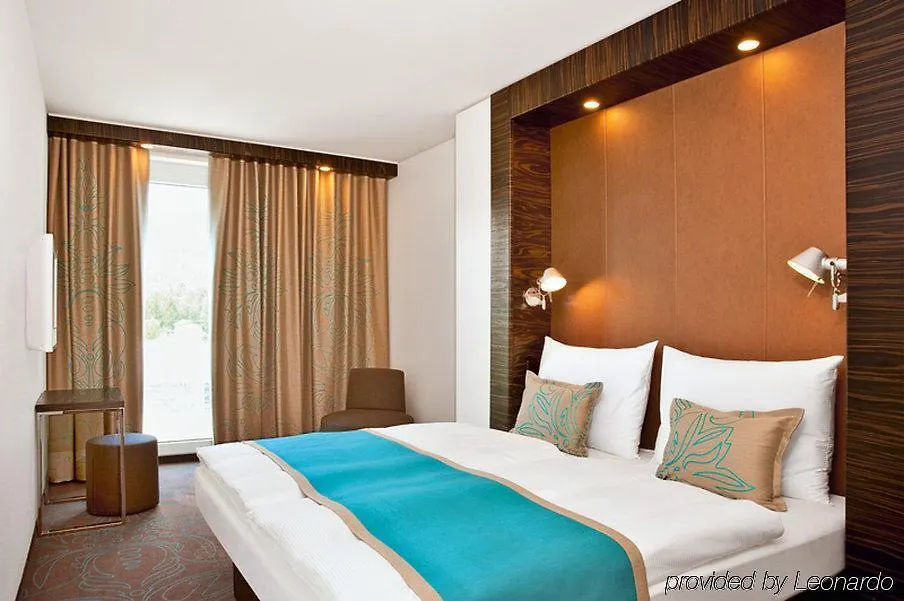 *** Hotel Motel One Muenchen-Campus Germany
