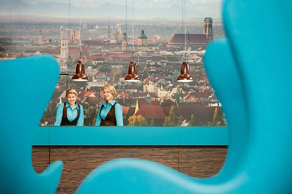 Hotel Motel One Muenchen-Campus