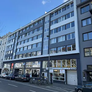Garni Emir Konukevi Köln