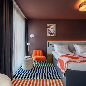 Kalm - East Apart Otel Münih